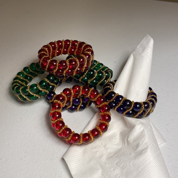 Pier 1 Holiday Beaded Napkin Rings - Picture 2 of 3